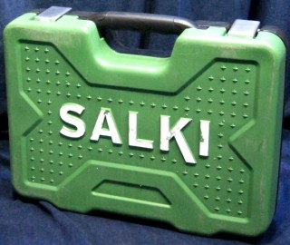 MALETIN SALKI VACIO